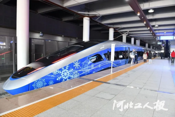 ​時速350公里！5G直播！記者帶你體驗北京冬奧智慧列車有多厲害