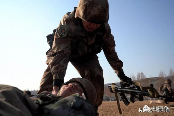 新年第一考，先考指揮員！