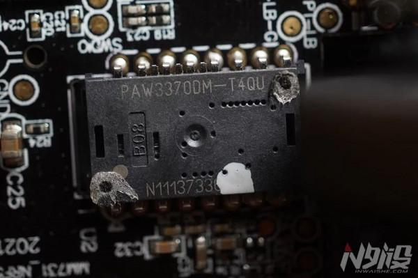 酷冷天魁星無線版遊戲滑鼠拆解評測