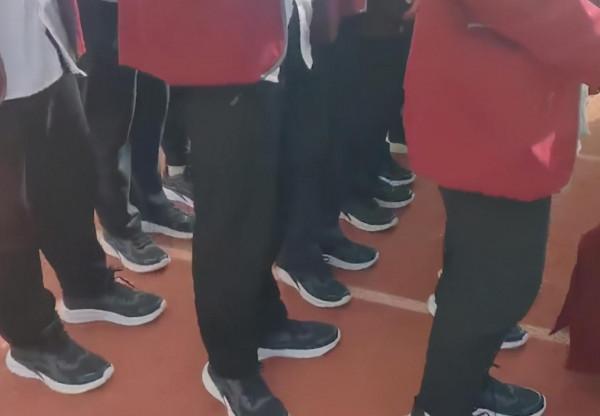 班主任：早戀的孩子，一般愛買以下三樣物品，有你家娃嗎？