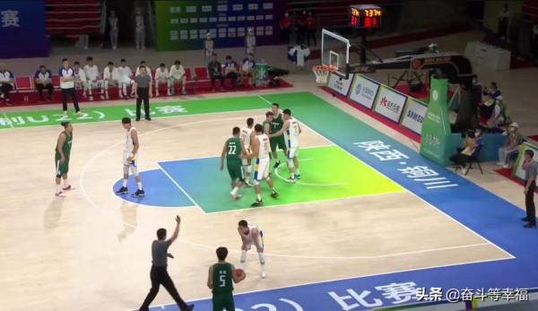 98比58！衛冕冠軍遼寧男籃大比分擊敗東道主，陝西隊雖敗猶榮
