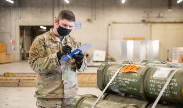 美國向烏克蘭運送掩體剋星火箭筒，準備巷戰？