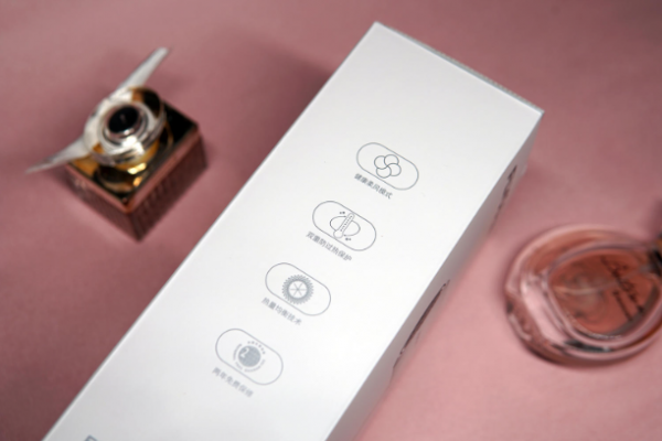 小巧可愛風兒柔，讓孩子更能接受的飛科 FLYCO 電吹風機上手評測