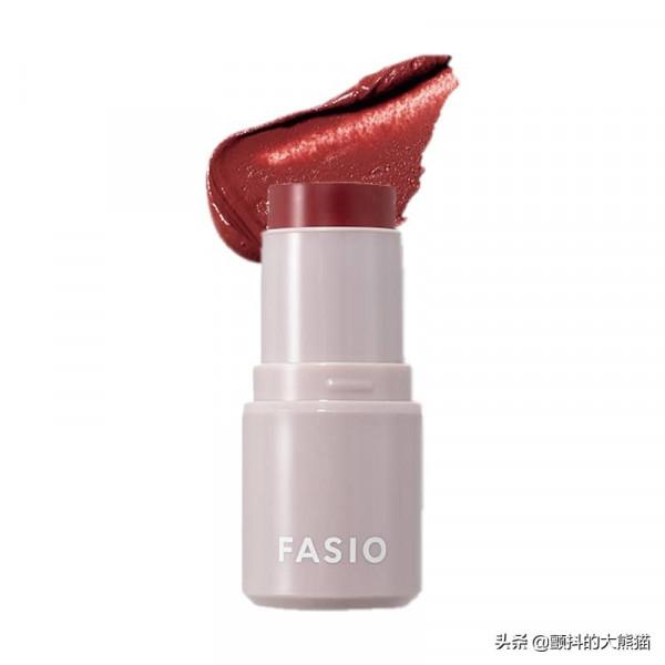 無性別模特井手上漠：用2021年下半年最佳化妝品打造冬天的人氣臉