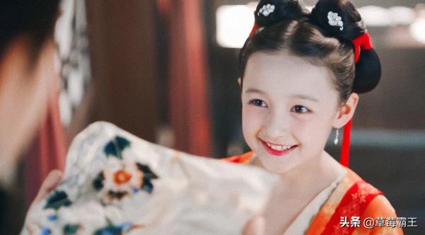 單人照美如畫,群戲卻總遭遇豔壓,這7位女星,顏值被高估得厲害 單人照美如畫,群戲卻總遭遇豔壓,這7位女星,顏值被高估得厲害