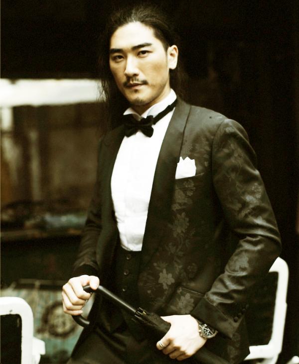 歌唱家萬山紅:離異後至今單身,與兒子是一個屋簷下的“租客” 歌唱家萬山紅:離異後至今單身,與兒子是一個屋簷下的“租客”