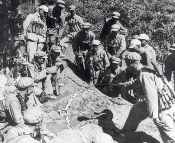 22歲小夥,抗美援朝一戰成名,板門店談判時,美國人指名要見他 22歲小夥,抗美援朝一戰成名,板門店談判時,美國人指名要見他