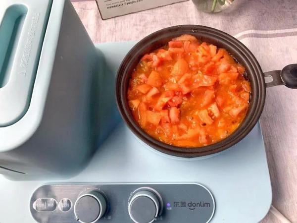 10分鐘就能搞定的低脂酸辣湯,好喝又開胃 10分鐘就能搞定的低脂酸辣湯,好喝又開胃