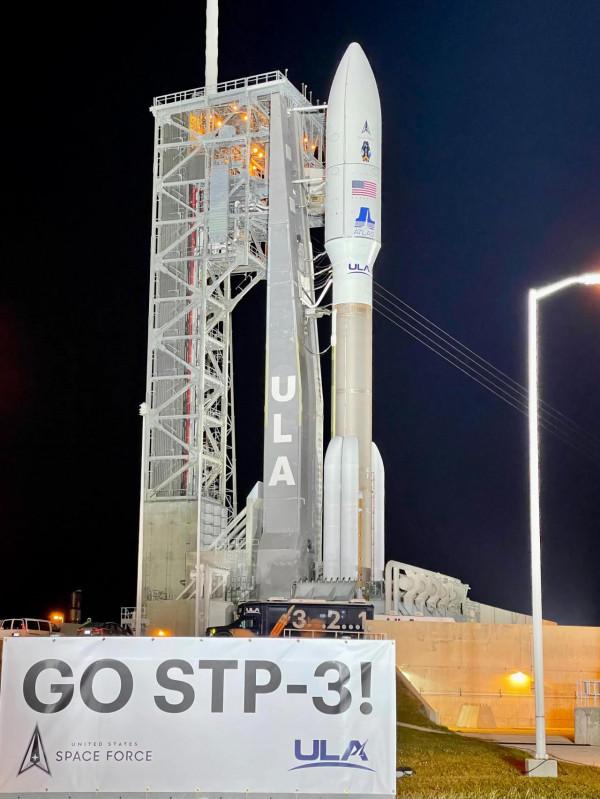 剛剛，美國商業火箭AtlasV發射