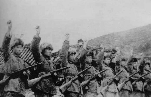 抗美援朝最後一戰，李承晚拒絕和談，與美國撕破臉，偉人：打服他