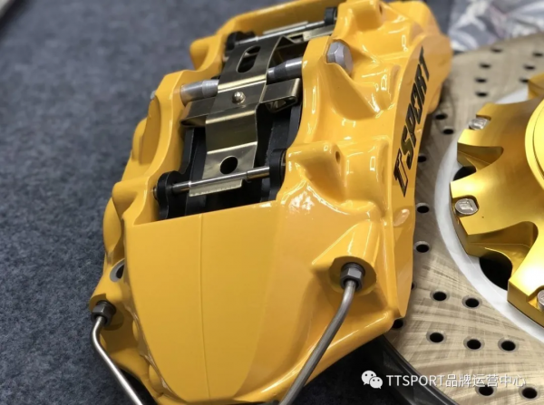 特斯拉Model Y升級TTSPORT前六後四雙卡鉗套裝