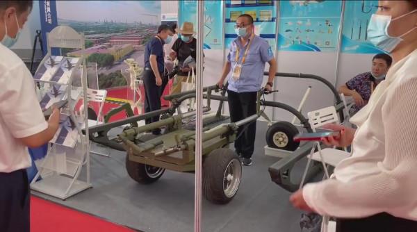 中國戰術手推車亮相,為解放軍山地部隊解決難題,出廠自帶黑科技 中國戰術手推車亮相,為解放軍山地部隊解決難題,出廠自帶黑科技
