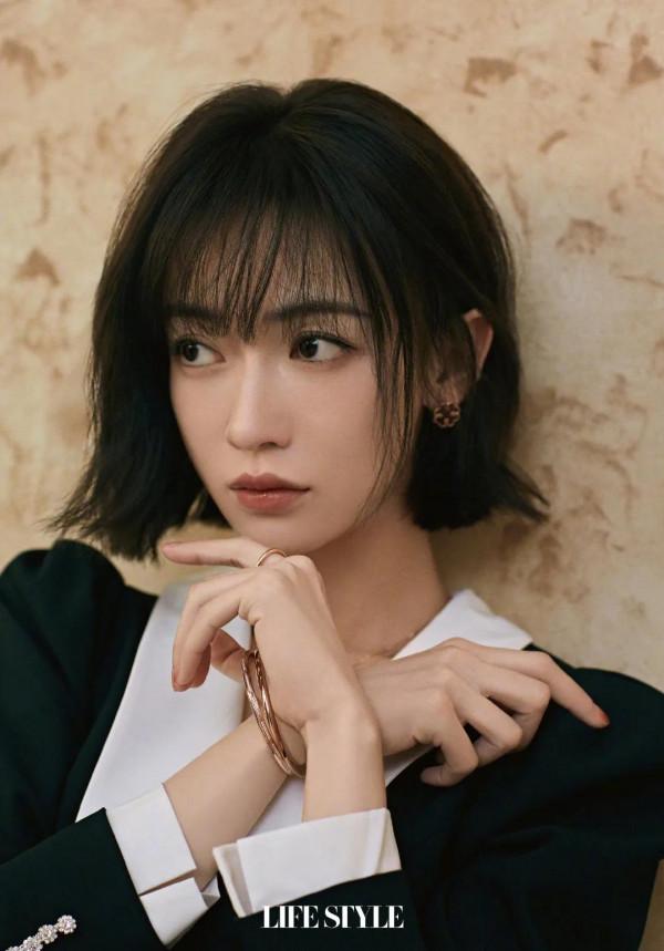 吳謹言暖陽居家大片