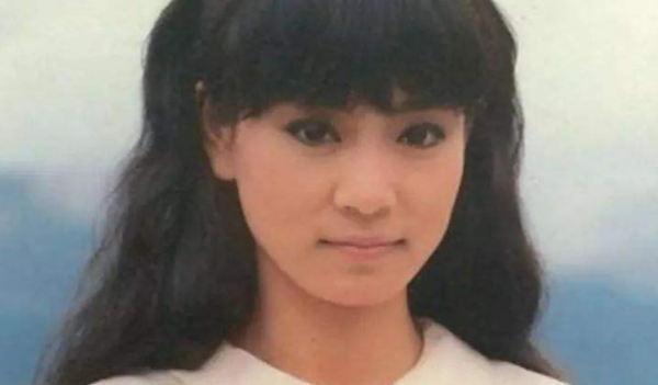 太后專業戶劉雪華,慘遇渣男終身不孕,晚年丈夫墜樓身亡 太后專業戶劉雪華,慘遇渣男終身不孕,晚年丈夫墜樓身亡