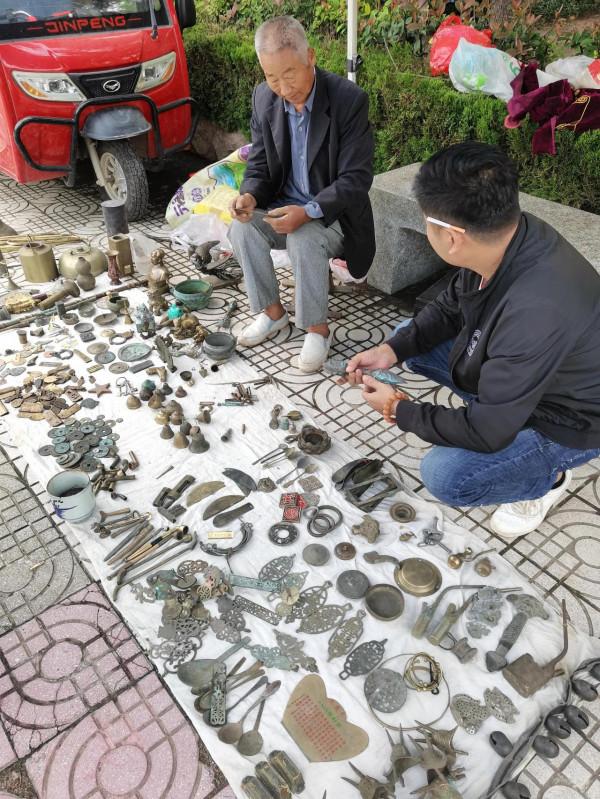 張大銀奇石撿漏記 張大銀奇石撿漏記