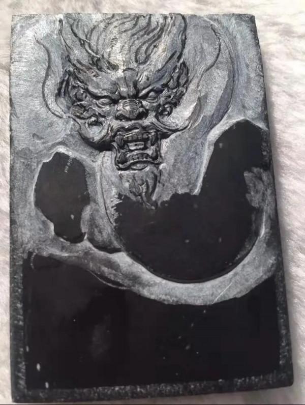 記錄鄒萬通師傅雕刻的龍牌過程，這才是真正的大師雕工