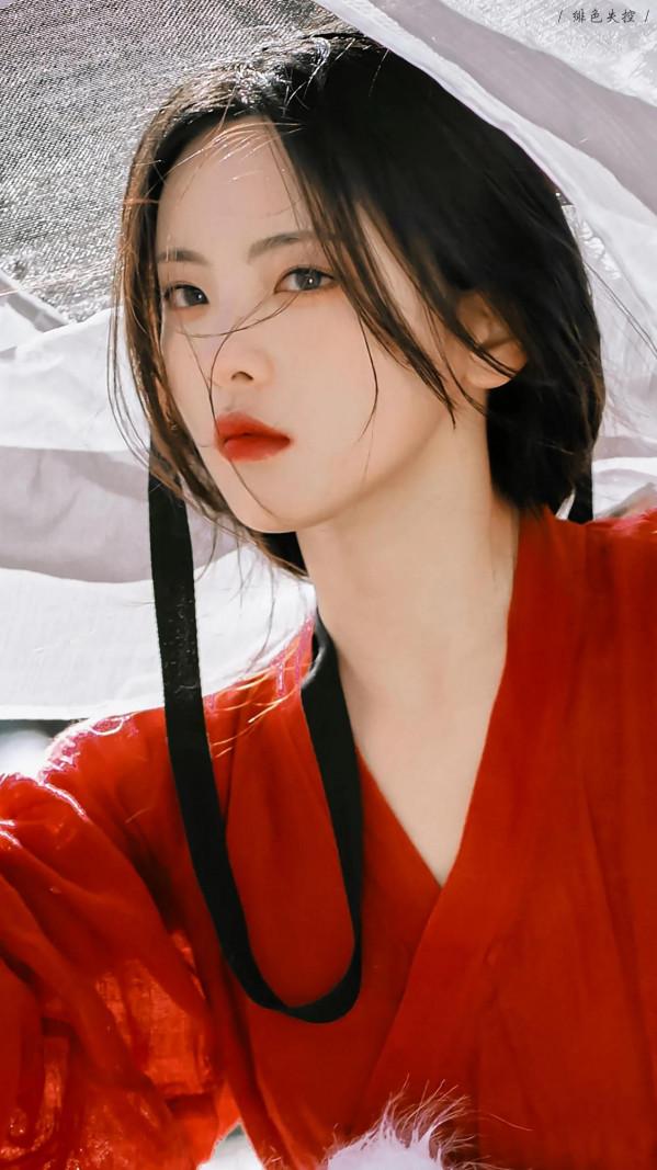 楊超越神明少女