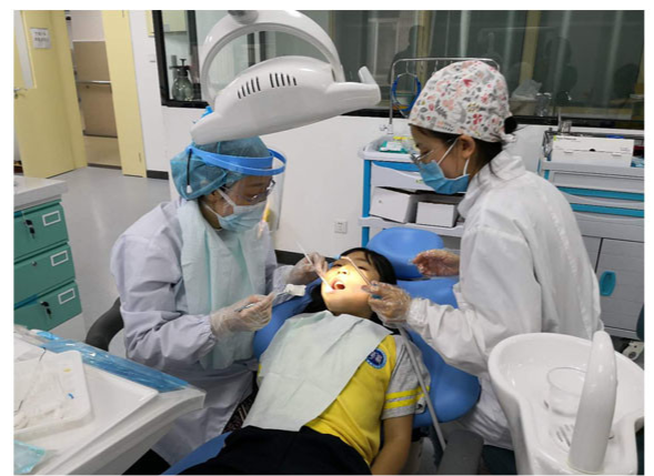 孩子去醫院修牙,竟然在脖子裡意外發現一截筷子 孩子去醫院修牙,竟然在脖子裡意外發現一截筷子