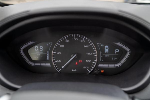 百公里油耗6&period;2升，搭載1&period;5L&plus;5DCT，賣6&period;79萬，長安悅翔表現如何？