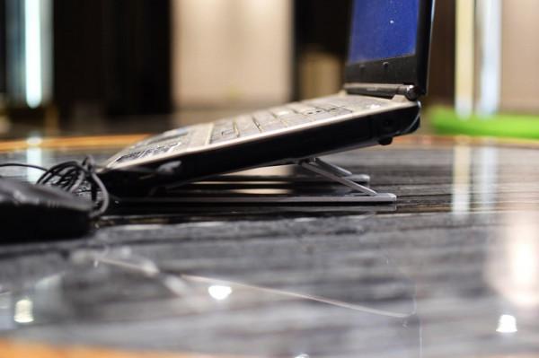 6檔調節 鋁合金便攜 宏碁(acer) 筆記本摺疊支架 6檔調節 鋁合金便攜 宏碁(acer) 筆記本摺疊支架