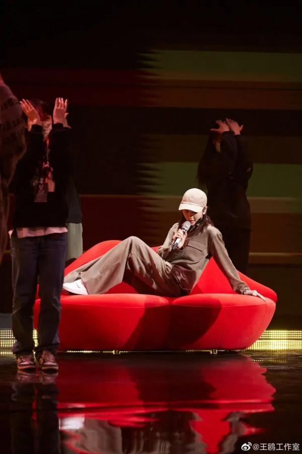 新年第一波種草，我看王鷗行