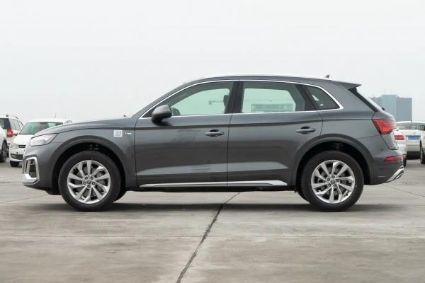 入門配2.0T發動機+適時四驅,軸距2907mm,全新奧迪Q5L39.68萬起 入門配2.0T發動機+適時四驅,軸距2907mm,全新奧迪Q5L39.68萬起