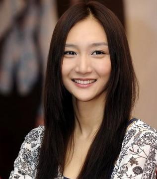 牛萌萌“幻滅史”,她的故事遠比你想得更“毀三觀” 牛萌萌“幻滅史”,她的故事遠比你想得更“毀三觀”