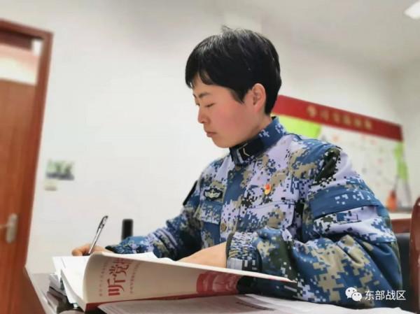 3個女新兵黨員，成為&OpenCurlyDoubleQuote;最亮新星&rdquo;