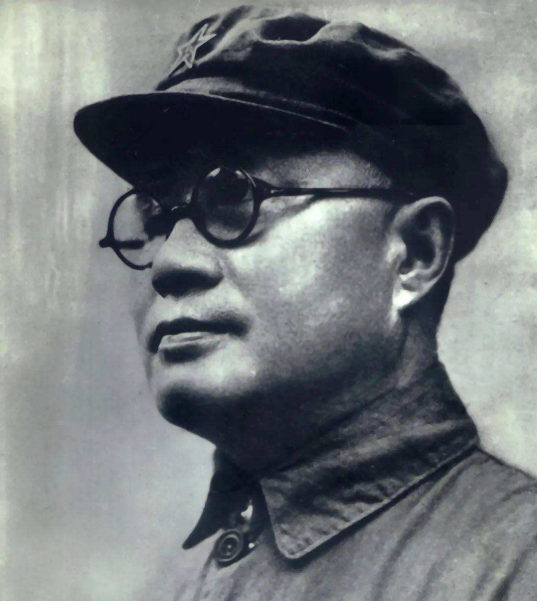 志願軍選帥，“粟林”因病無法出征，除彭總外，還有誰可擔任主帥