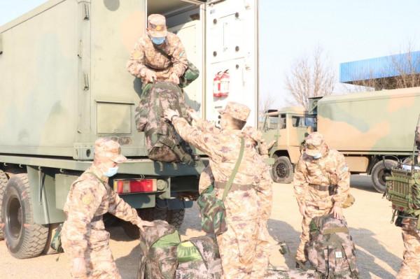 速來圍觀通訊兵的新年度演訓場