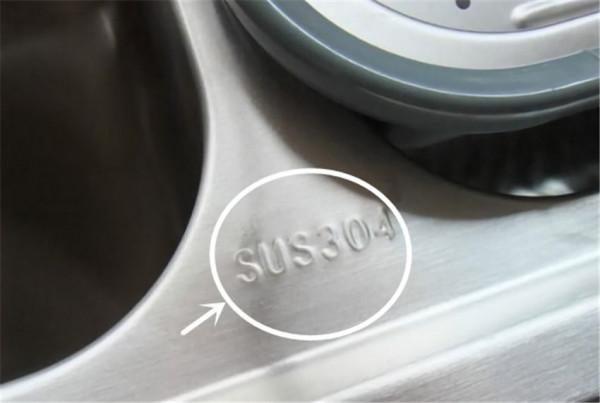 定製櫥櫃時,學會問這7個問題才算內行!商家都不敢坑你 定製櫥櫃時,學會問這7個問題才算內行!商家都不敢坑你