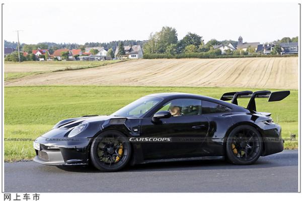能比“大牛”還快嗎?保時捷911全新車型諜照,搭F1技術動力大漲 能比“大牛”還快嗎?保時捷911全新車型諜照,搭F1技術動力大漲