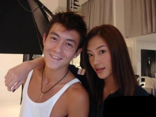 向太內定的兒媳婦,卻跟陳冠希傳出緋聞,最後嫁給大16歲的陳小春 向太內定的兒媳婦,卻跟陳冠希傳出緋聞,最後嫁給大16歲的陳小春