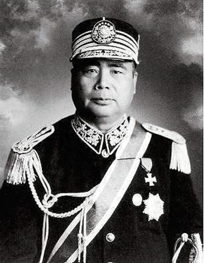 1942年,粟裕收到南京偽政府寄的2盒煙,頓感不妙下令:立即集合 1942年,粟裕收到南京偽政府寄的2盒煙,頓感不妙下令:立即集合