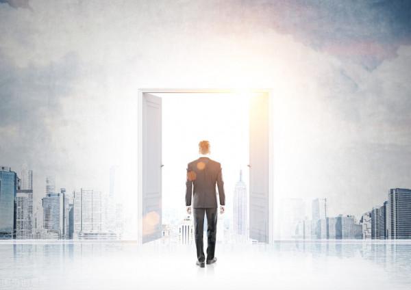 跌落谷底和奮起急追的2021年，感恩遇見，期待再見