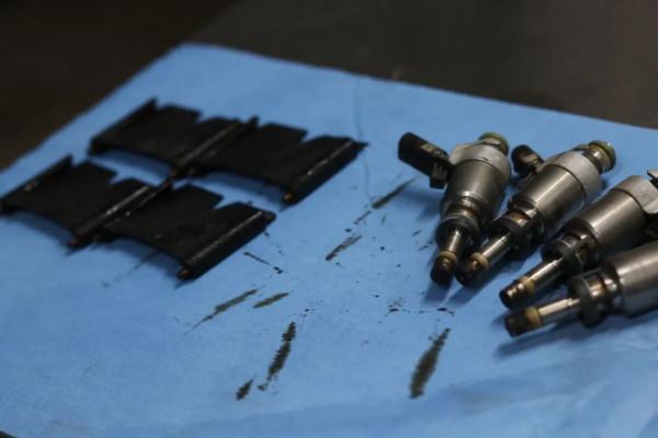 怪獸修車:翻新“車況慘烈”的奧迪A6C7,匠心施工,滿血復活 怪獸修車:翻新“車況慘烈”的奧迪A6C7,匠心施工,滿血復活