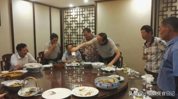 老北京4大&OpenCurlyDoubleQuote;尷尬酒&rdquo;，曾在北京家喻戶曉，現在還有酒友認識嗎？