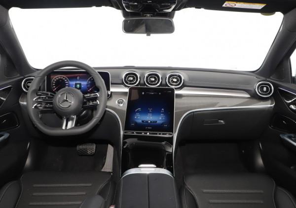 全系1.5T的國產全新賓士C級,哪個版本好? 全系1.5T的國產全新賓士C級,哪個版本好?