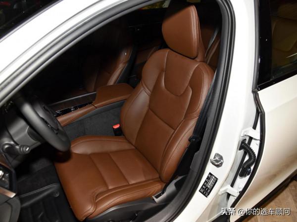 歐洲原裝進口四驅車,木紋內飾帶按摩的豪華旗艦,實拍沃爾沃V90 歐洲原裝進口四驅車,木紋內飾帶按摩的豪華旗艦,實拍沃爾沃V90