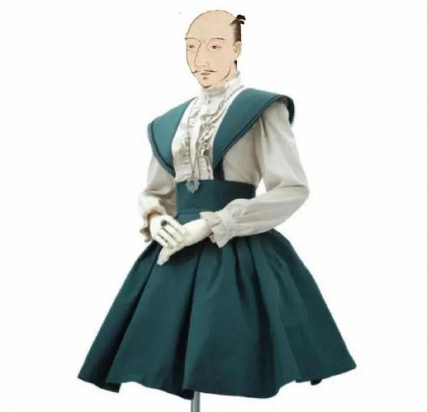 神評家--美男子尹正