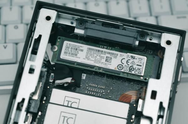 效能超主流輕薄本，手掌大小的mini主機，華碩PN51給你減負