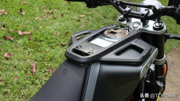 野性浸入骨髓 胡斯瓦納Svartpilen 401 終究是叫好不叫座