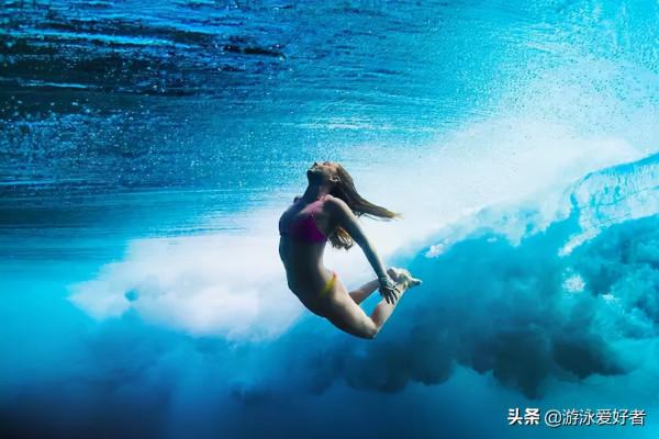 游泳中怎麼練習身體平衡? 游泳中怎麼練習身體平衡?