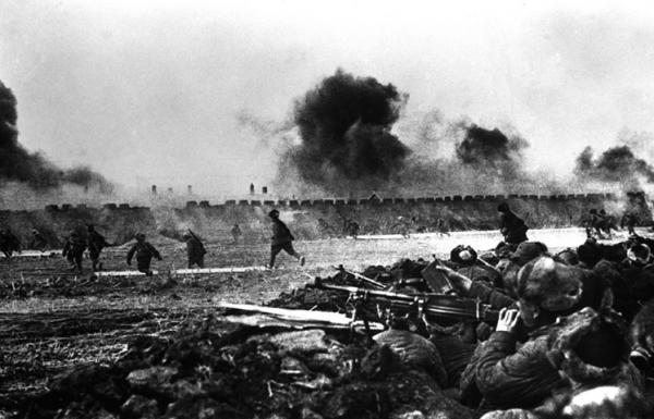 羅炳輝:從奴隸到將軍,重病中解放棗莊,49歲逝世十萬軍民送行 羅炳輝:從奴隸到將軍,重病中解放棗莊,49歲逝世十萬軍民送行