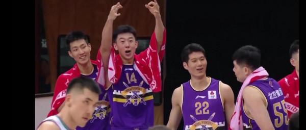 CBA第六輪排名:廣東稱霸,廣廈老二,遼寧浙江爭第三,北京有戲 CBA第六輪排名:廣東稱霸,廣廈老二,遼寧浙江爭第三,北京有戲