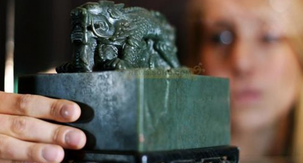 世界公認的珍寶—中國國玉和田玉 世界公認的珍寶—中國國玉和田玉