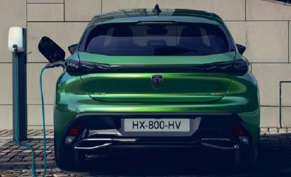 全新標緻308強勢來襲，復古LOGO+全新內飾，三缸機敢來國內一戰？