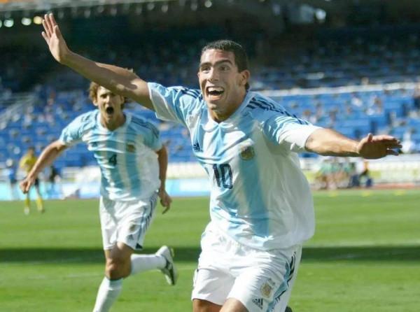 盤點足壇五大“大反派”巨星：長得嚇人踢得野蠻，做隊友最舒服