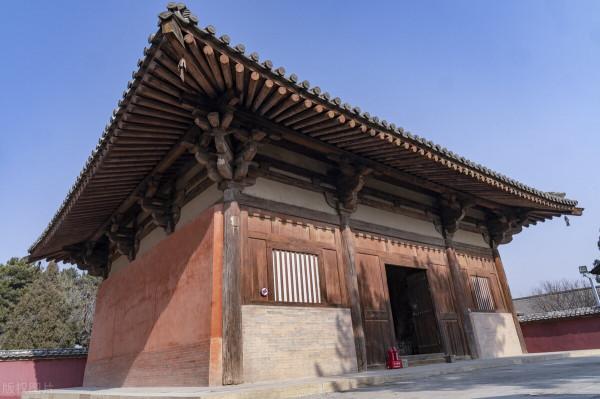 現在還能看到&OpenCurlyDoubleQuote;三個半&rdquo;唐代木建築，疫情後記得去打卡