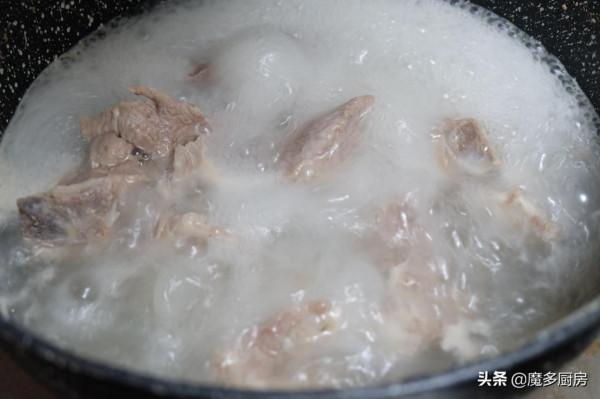 糖醋排骨這樣做,酸甜適口,清爽不油膩,香得讓人流口水 糖醋排骨這樣做,酸甜適口,清爽不油膩,香得讓人流口水